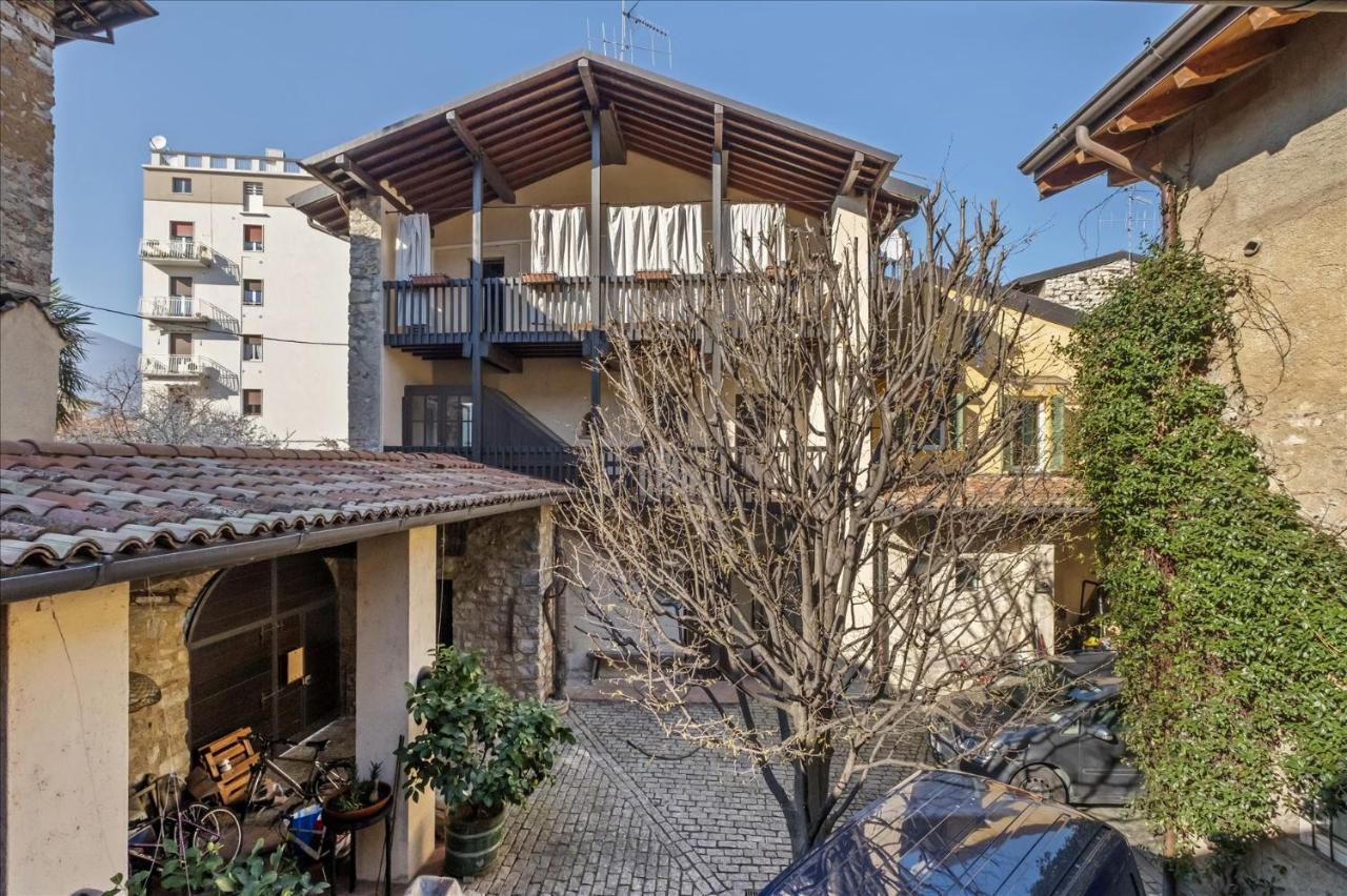 I Balconi Apartment Iseo Luaran gambar